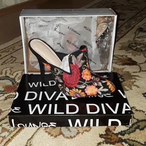 Embroidered Heel Shoe Boots